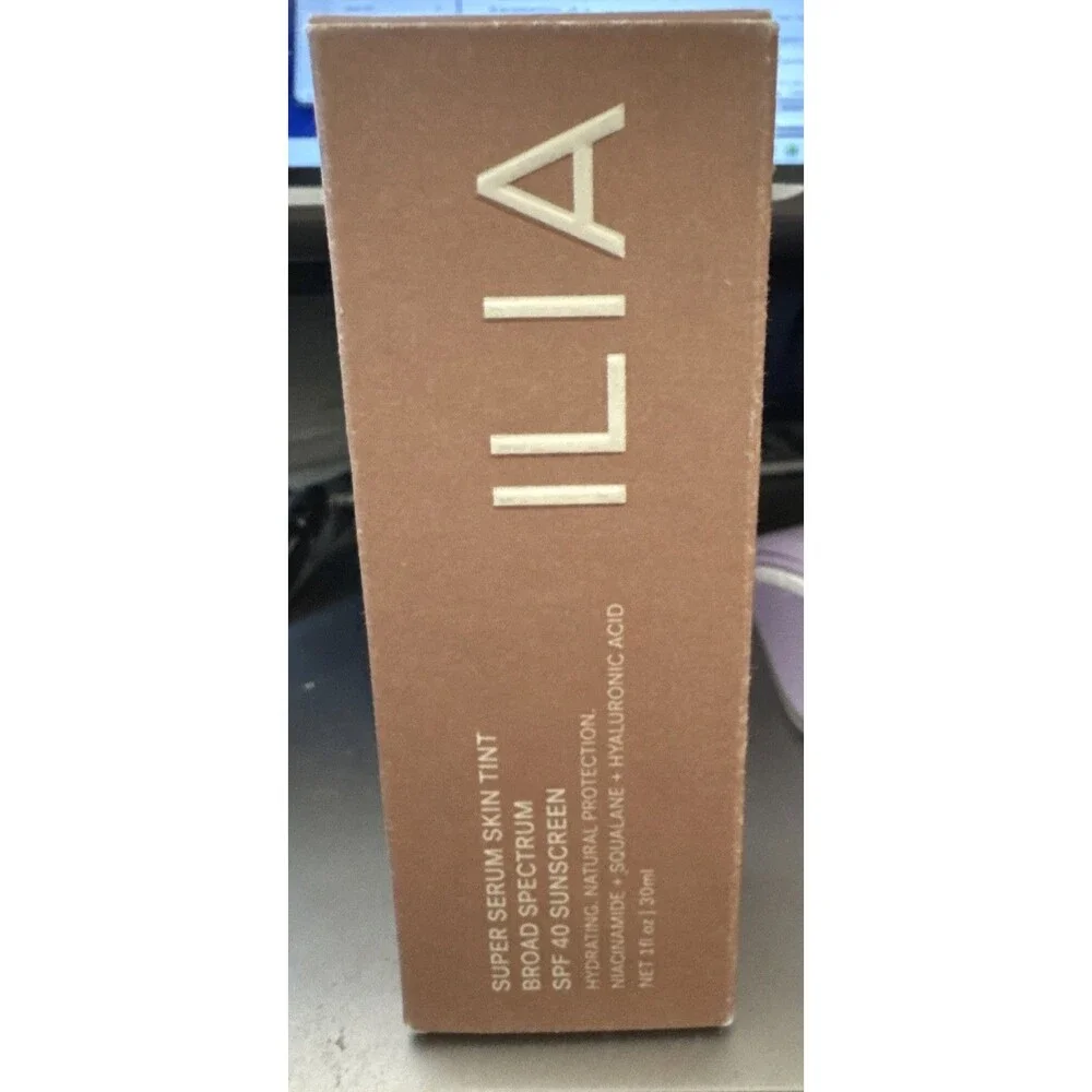ILIA Super Serum Skin Tint SPF 40 - Hydrating Foundation - ST11 MATIRA - NIB